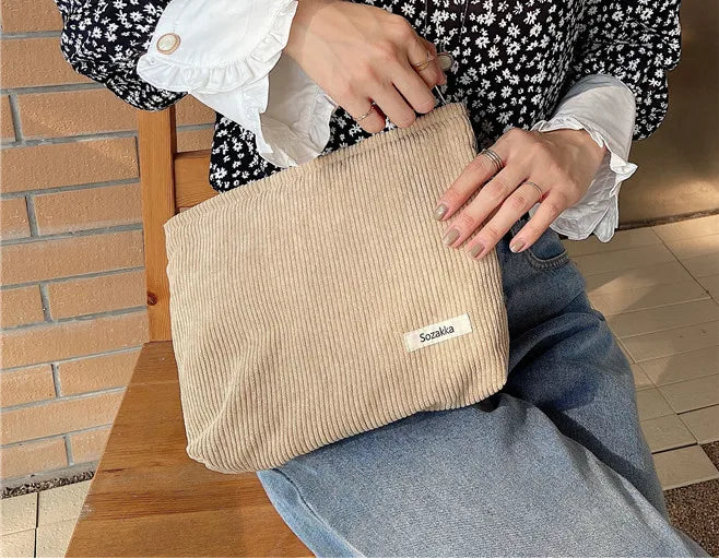 Sweet Makeup Bag – Soft & Compact