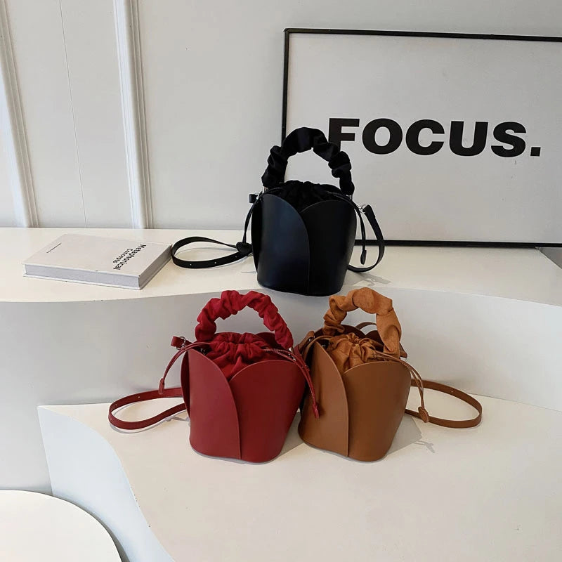 One Shoulder Bucket Bag – Modern & Spacious