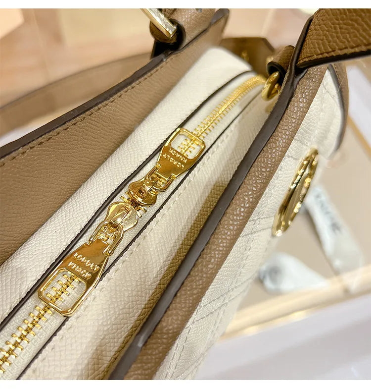 Luxury Women’s Handbag – Elegant & Timeless