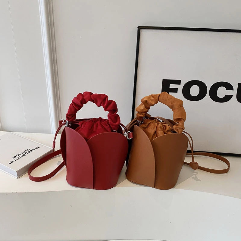 One Shoulder Bucket Bag – Modern & Spacious