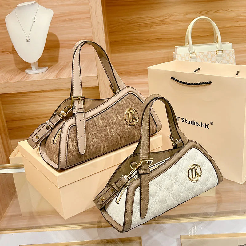 Luxury Women’s Handbag – Elegant & Timeless