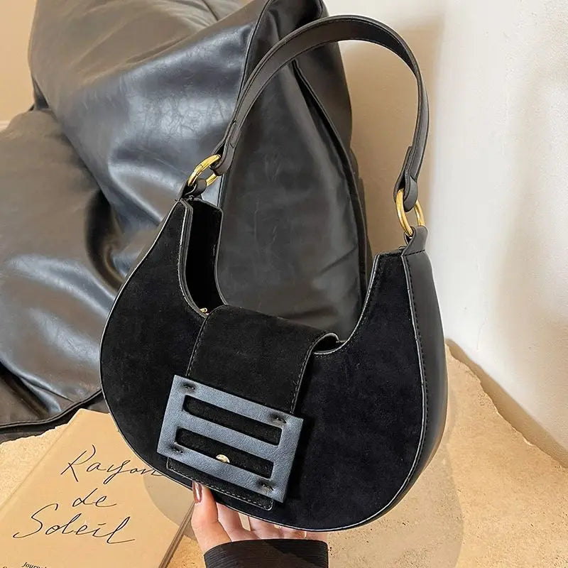 Red Bridal Handbag – Elegant Wedding Accessory